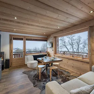 https://chalet-jeane-proche-centre.hotels-rhonealpes.com